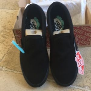 Men’s black slip on Vans